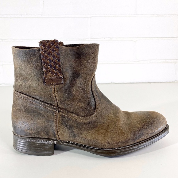 NDC Made By Hand Shoes - NDC Made By Hand Ankle boho western Boots Brown